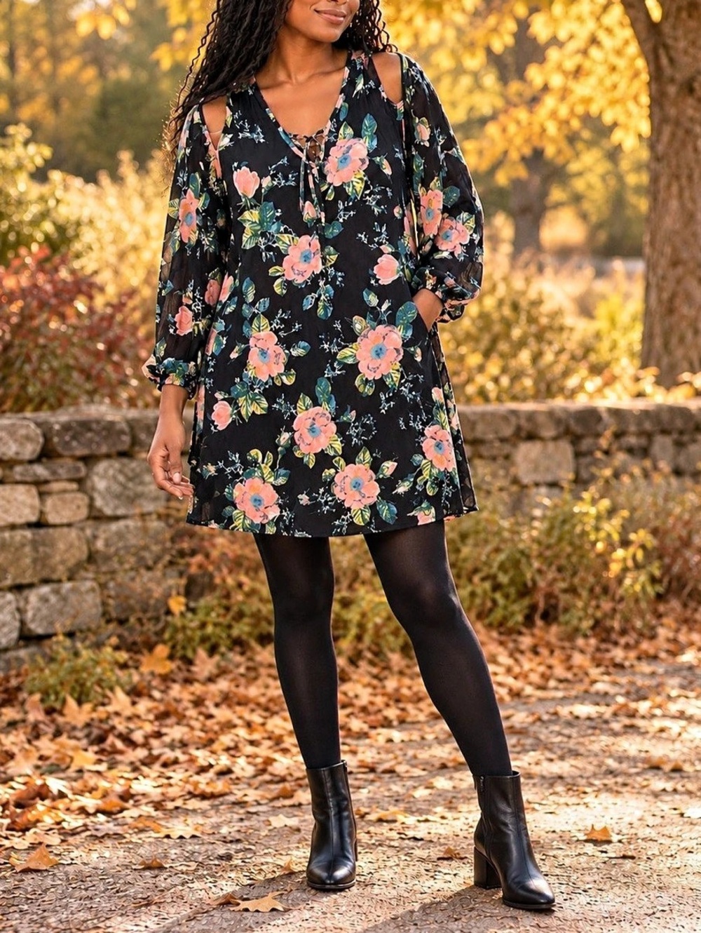 Xhilaration Floral Mini Dress in Black & Pink Size Small Like New